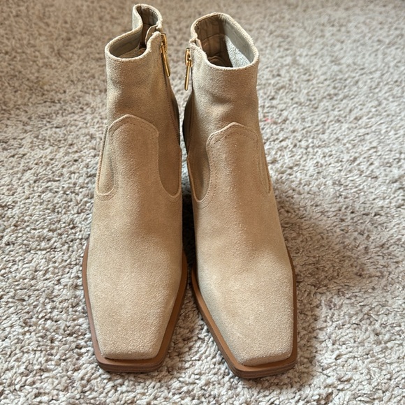 Vince Camuto Amtinda Western Bootie Cowboy Boot Suede Tan Neutral Square Toe - Picture 6 of 11